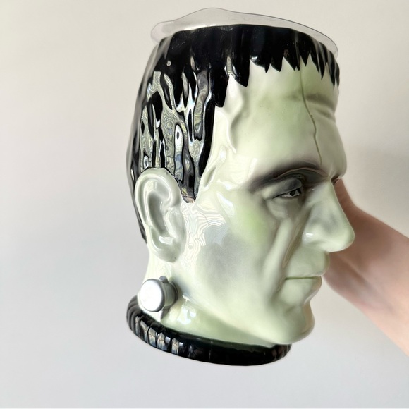 Vintage Universal Studios Monsters Mug - Picture 2 of 5